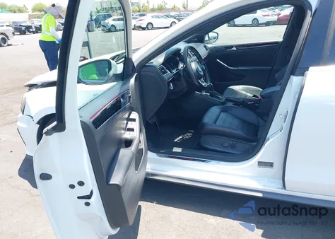 2016 Volkswagen Jetta 2.0T Gli Sel из США, поврежденный, VIN 3VW4T7AJ1GM208000